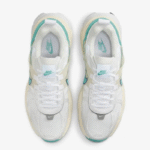 Nike V2K Run Dusty Cactus - Imagen 5