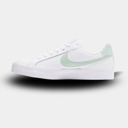 NIKE COURT ROYALE ACE